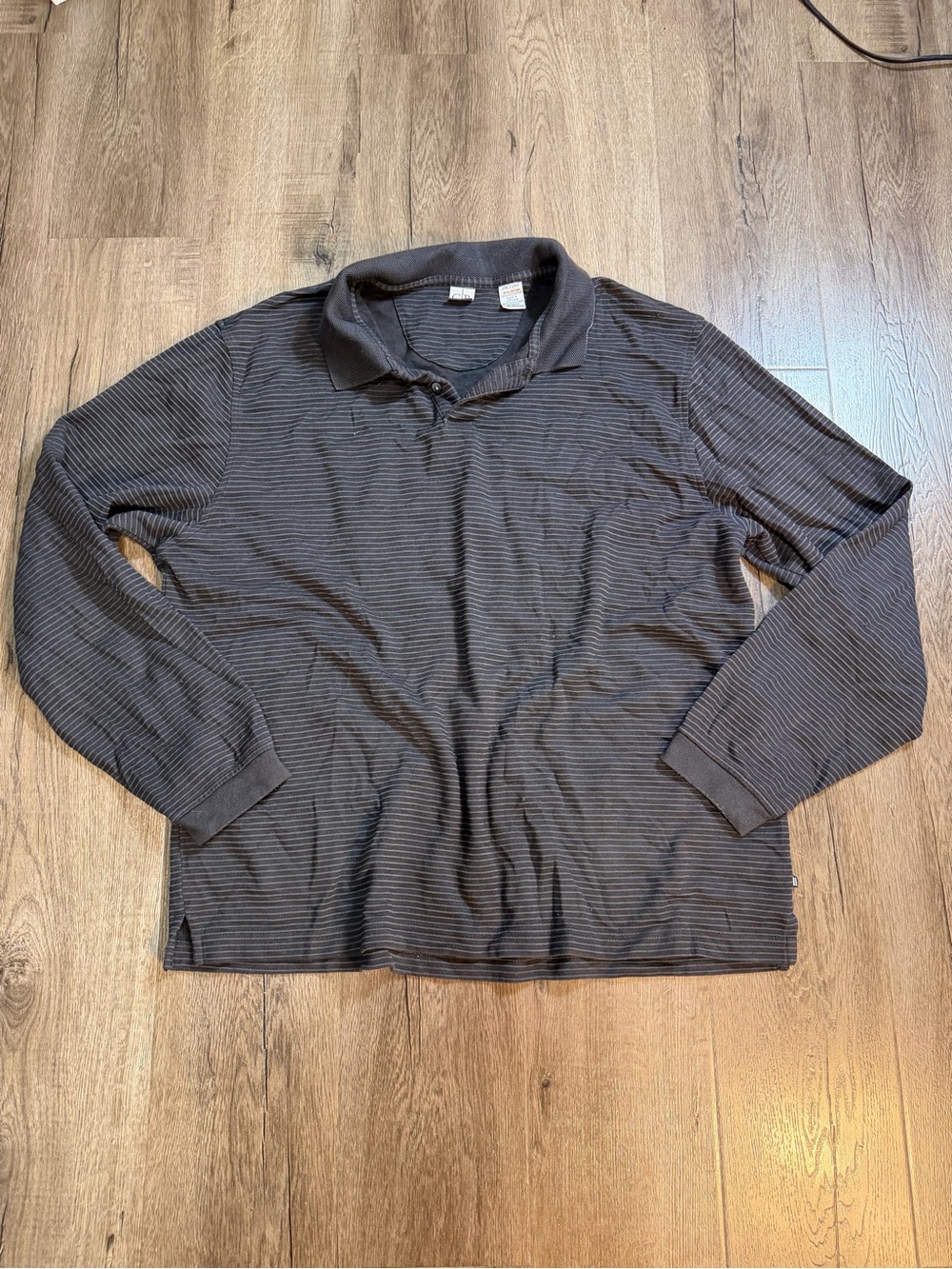 Geoffrey Beene Men's Long-Sleeve Polo — Dark Gray Stripes
